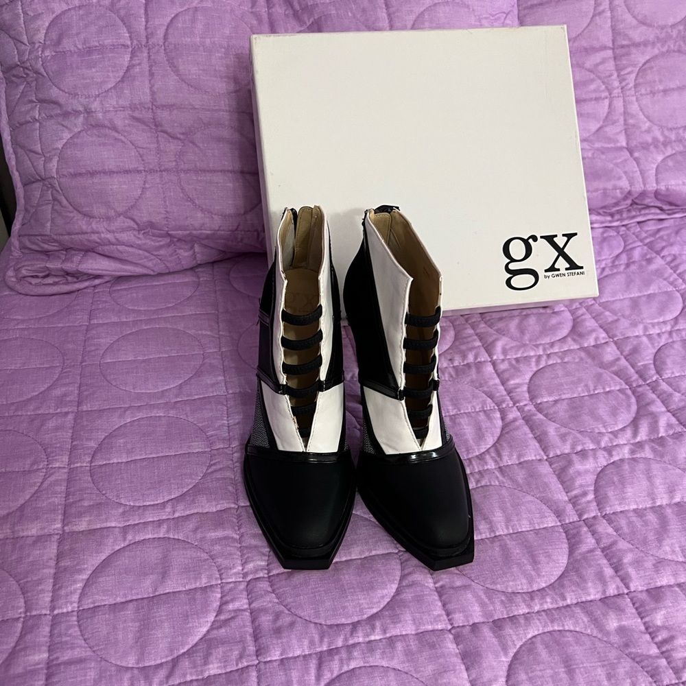 Madani Black&White Heels